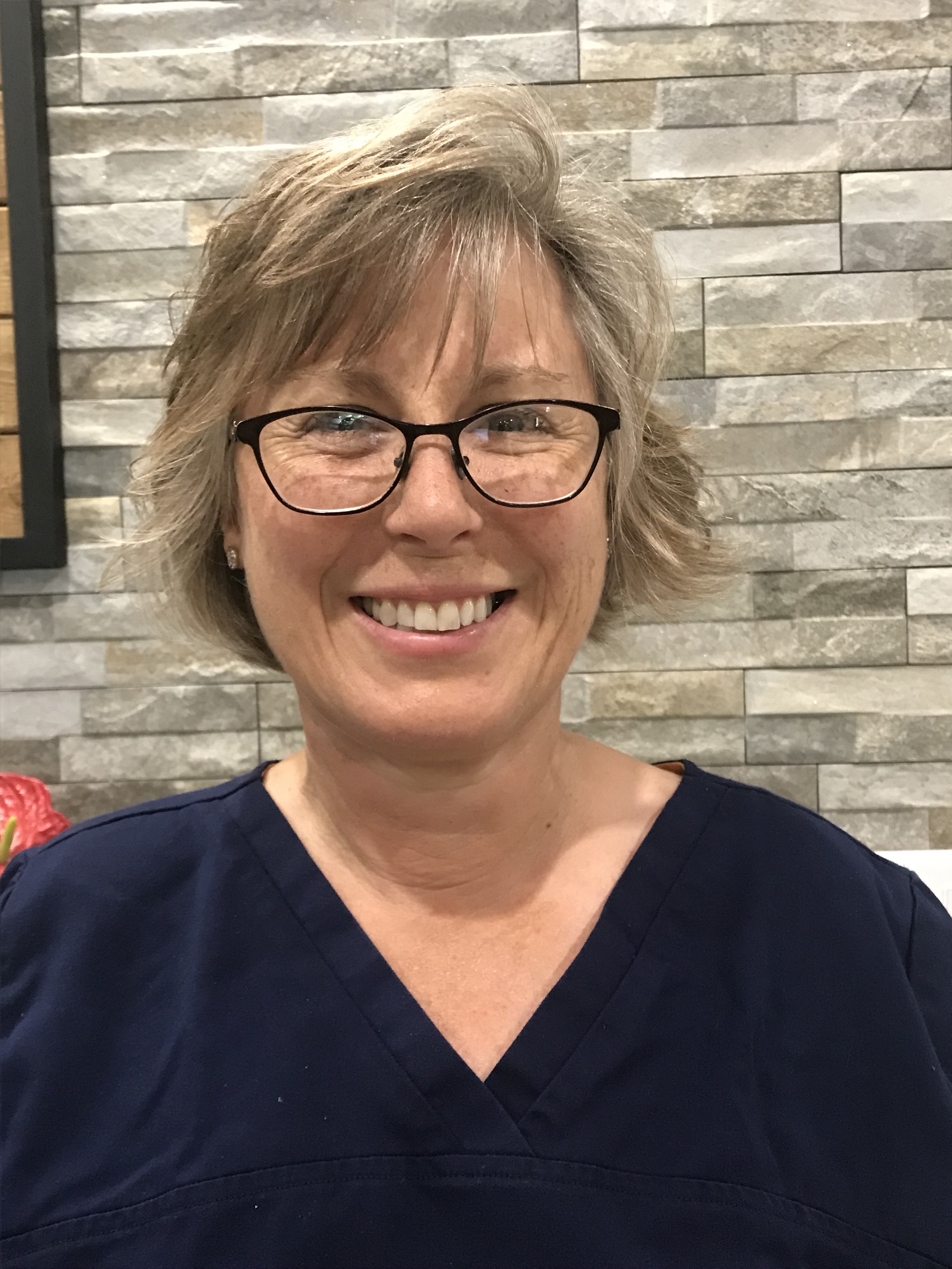 Dr. Deller-Quinn Family Dentistry | Kincardine, ON